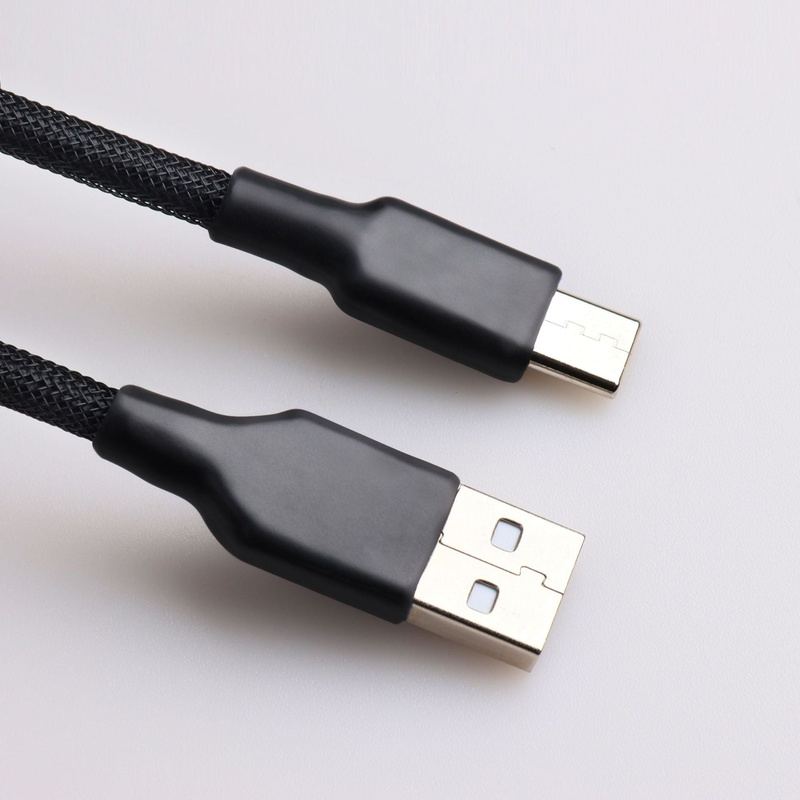 "Chubby" USB To Type C Spring Keyboard Cable