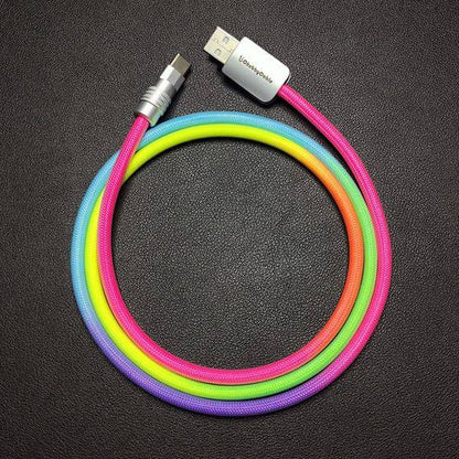 「Chubby Rainbow」 カラフルなChubby Cable 