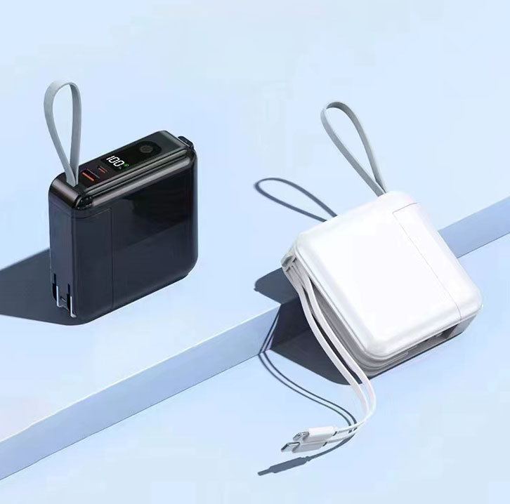 「チャビー」10000mAh 2 in 1 パワーバンク プラグ付きケーブル