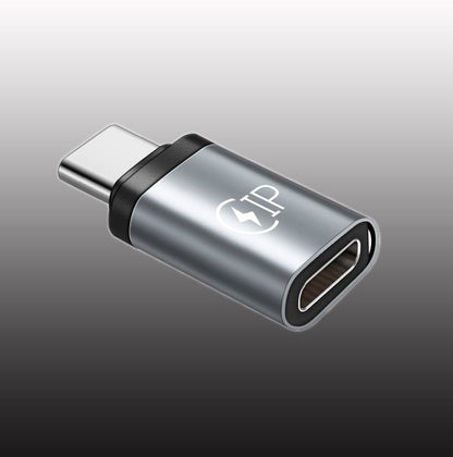「サイバー」USB-C - Lightning アダプター