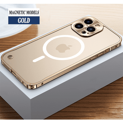 「Explorer」iPhone用割れないメタルケース