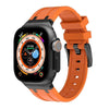 Apple Watch用高級リキッドシリコンバンド - オレンジ+黒コネクタ