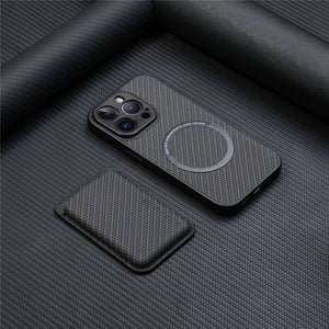 Magsafe磁気カードホルダー付きレザーiPhoneケース