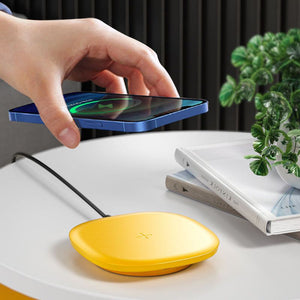 「チャビー」15Wポータブルワイヤレス充電器