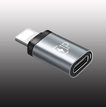 「サイバー」USB-C - Lightning アダプター