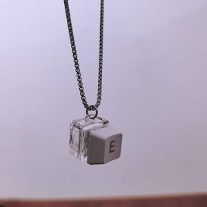 「Cyber Chic」Unzip メカニカル キーボード ネックレス