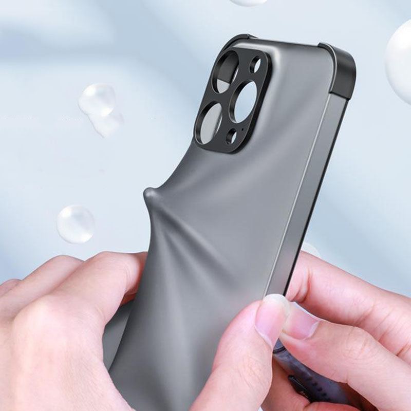 「チャビー 0.01」超薄型フルカバーリキッドシリコンiPhoneケース
